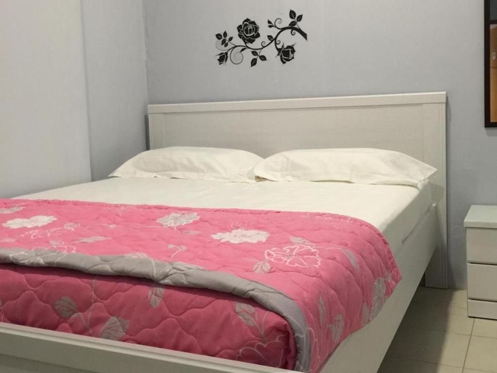 เดอะ เซคกั้น รูม Hotel ราเนา ภายนอก รูปภาพ