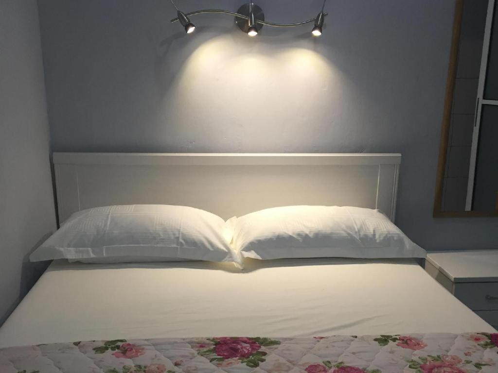 เดอะ เซคกั้น รูม Hotel ราเนา ภายนอก รูปภาพ